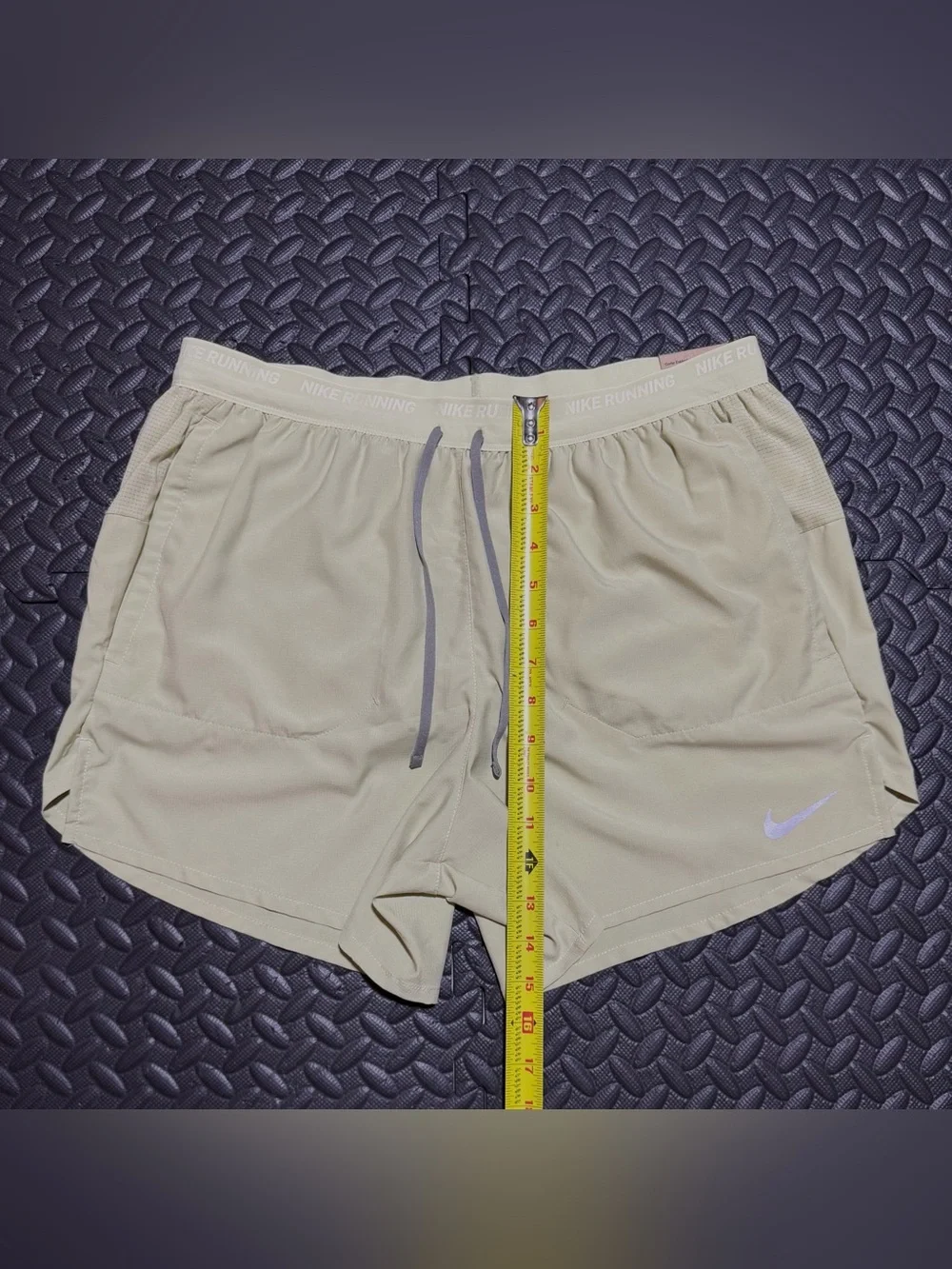 Nike Stride Running Shorts Green Woven Brief Lined 5